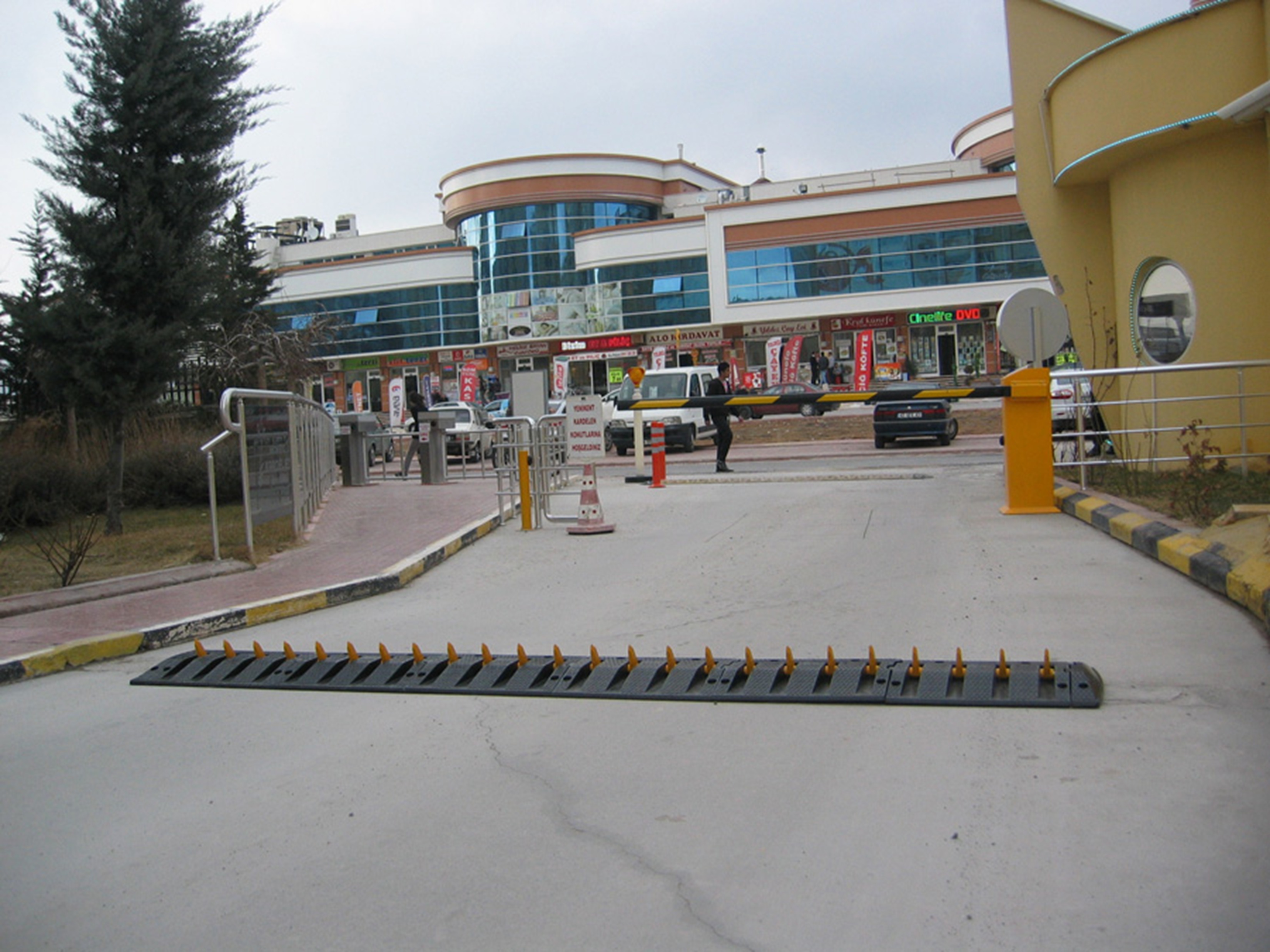 Otopark Kasis Kapanı