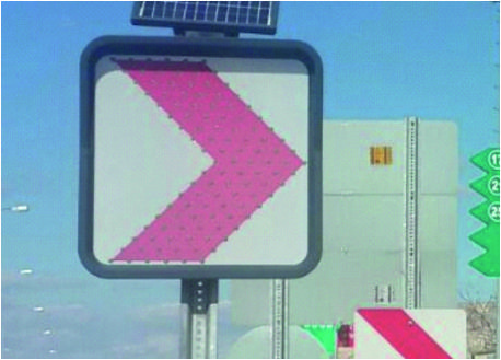 Solar LED'li Uyarı Levhaları 21800 FL (SERİSİ)